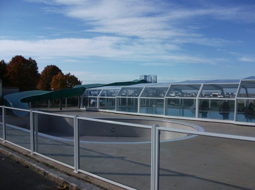 Futuriste pool