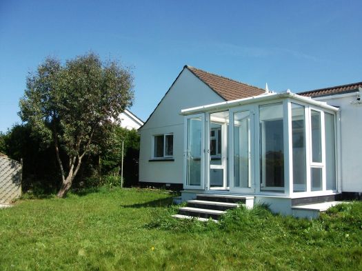 And a conservatory .... It's a 'possible'.